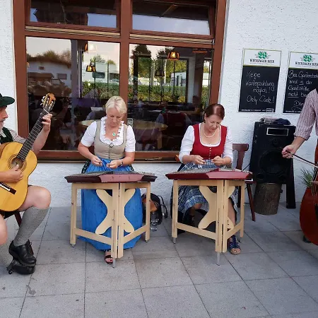 Historische Wirtshaus Aiging Lägenhet Nussdorf (Chiemgau)